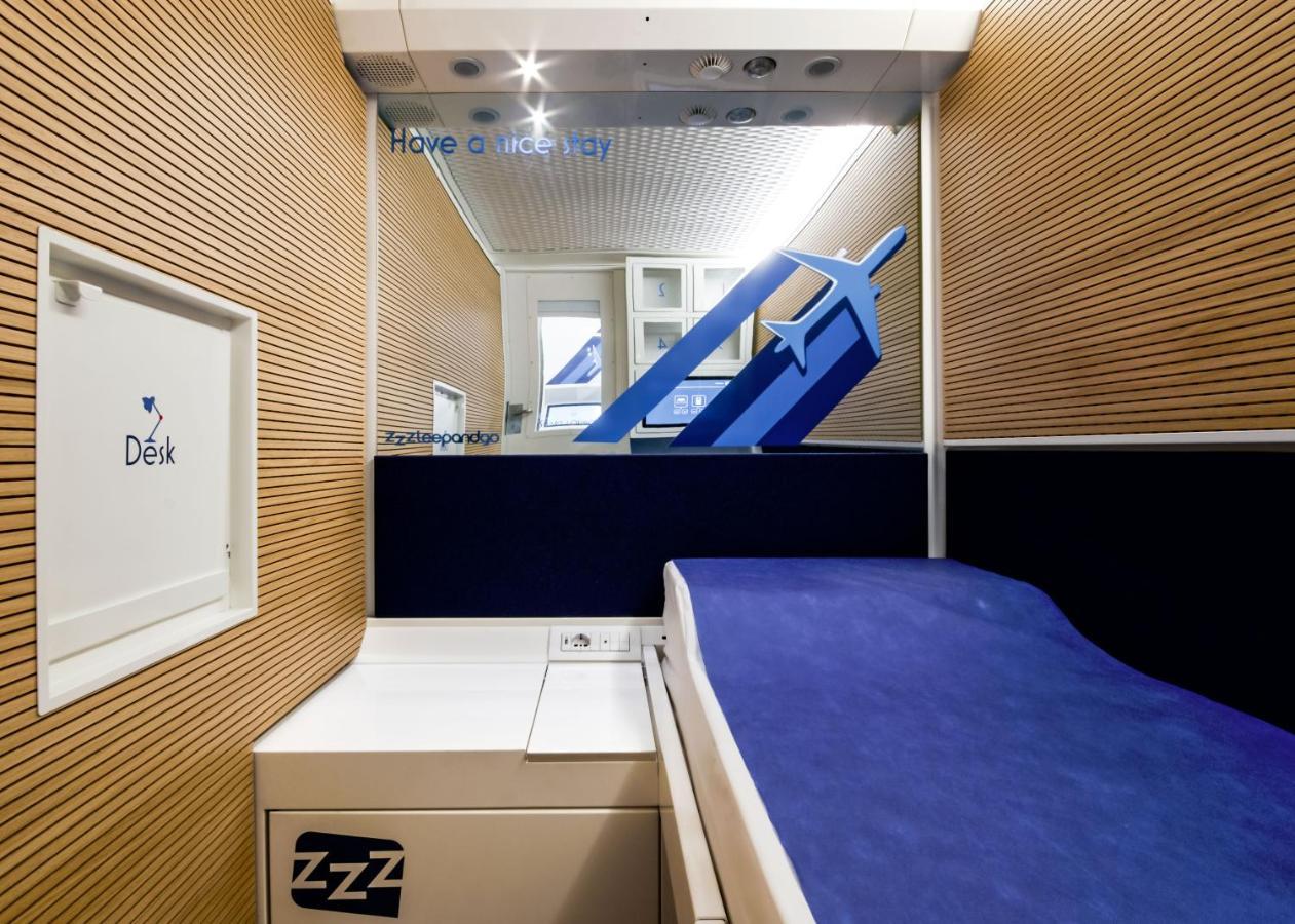Resting Pods - Zzzleepandgotrn Torino Airport Hotel Caselle Torinese Bagian luar foto
